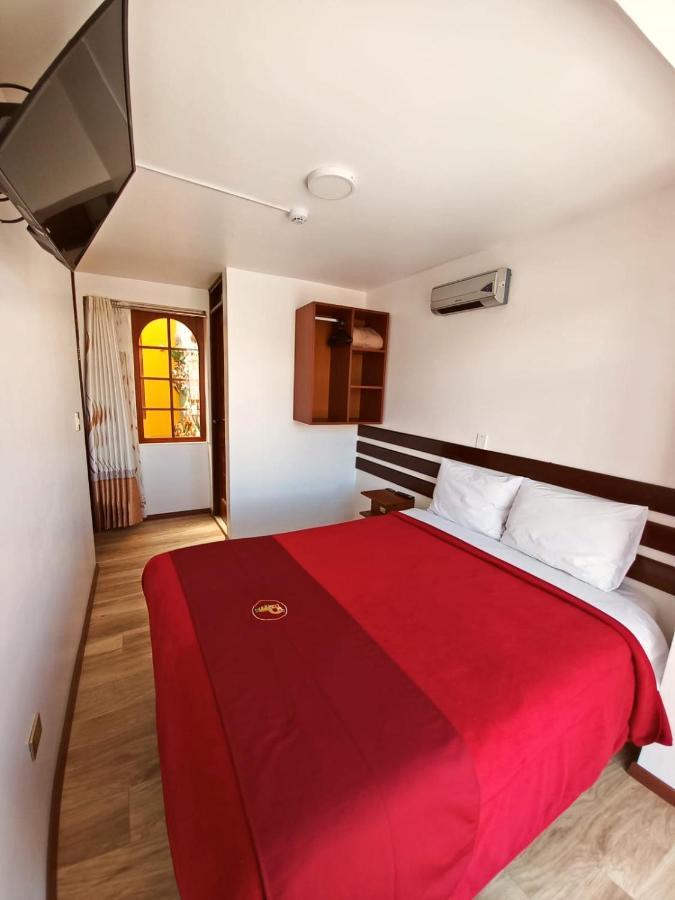 Pukantu Hostal Puno Luaran gambar